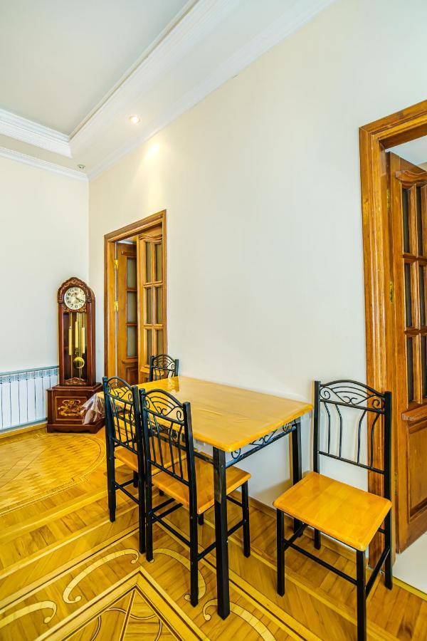 Garden View Apartment Baku Ngoại thất bức ảnh